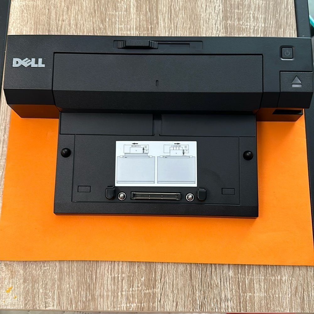 Dell - E-Port Replicator/Laptop Docking Station, VGA, DVI PR02X